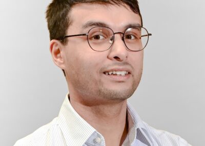 Dr Gyen Ming Angel
